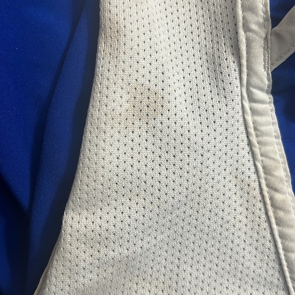 Under Armour Athletic Shorts - Picture 3 of 3